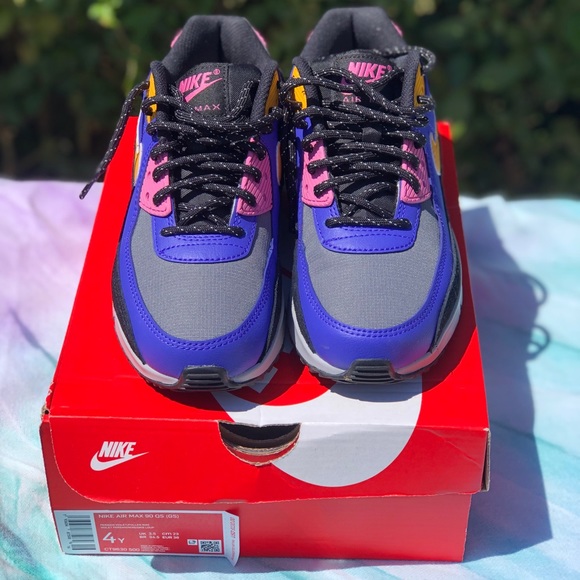 Nike Air Max 90 ‘QS’ ACG - Persian Violet - Size 4Y - Picture 4 of 7